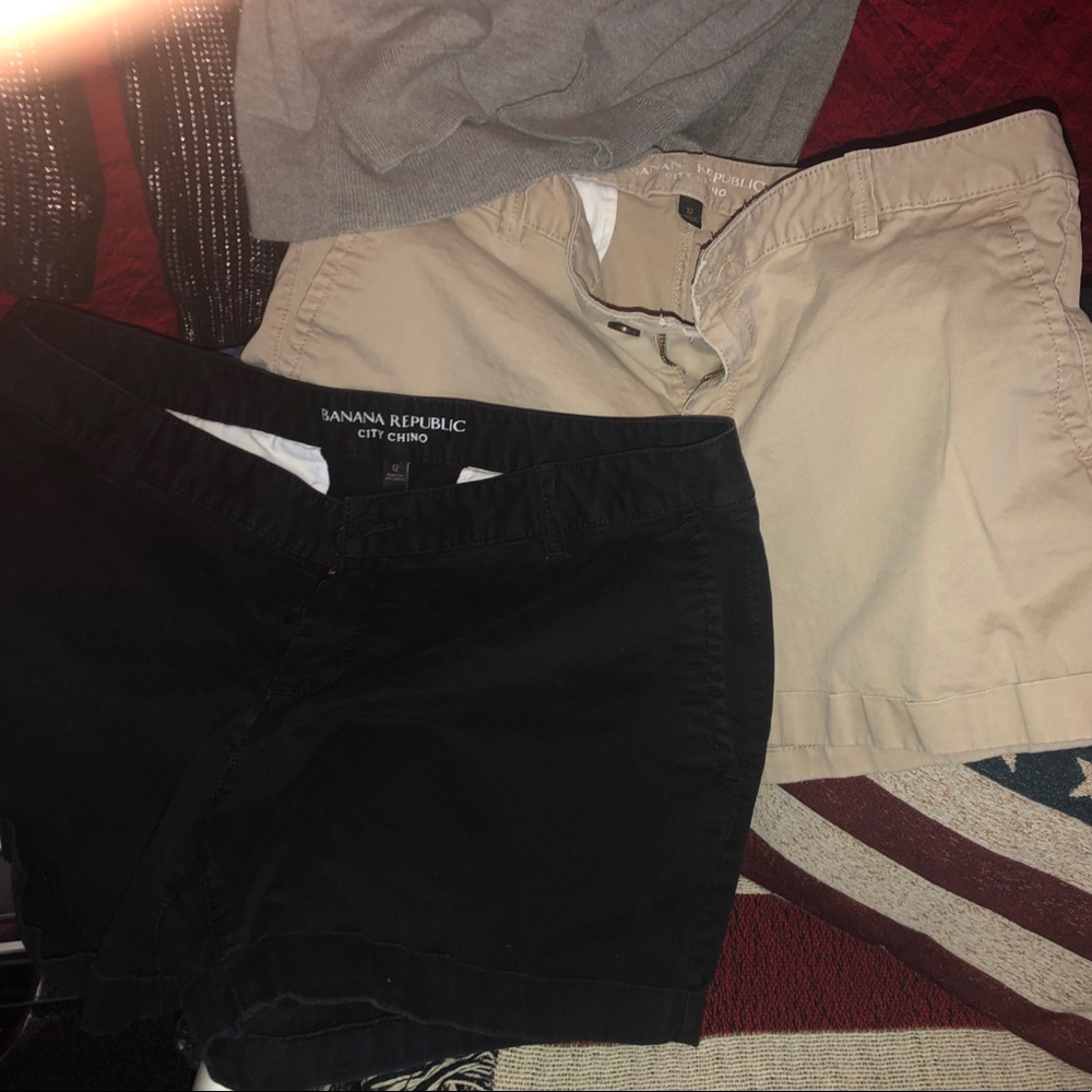 SOLD Banana Republic City Chino shorts